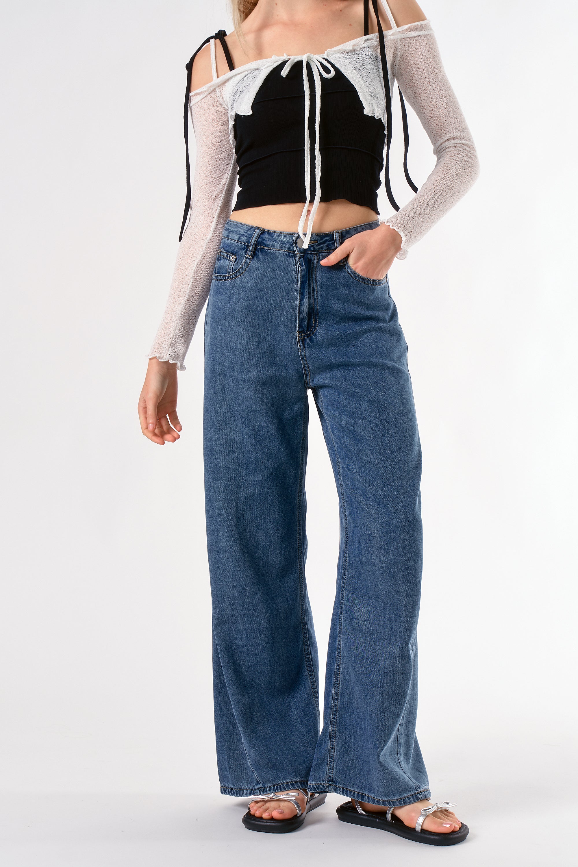 Ailani Coldshoulder Cardi